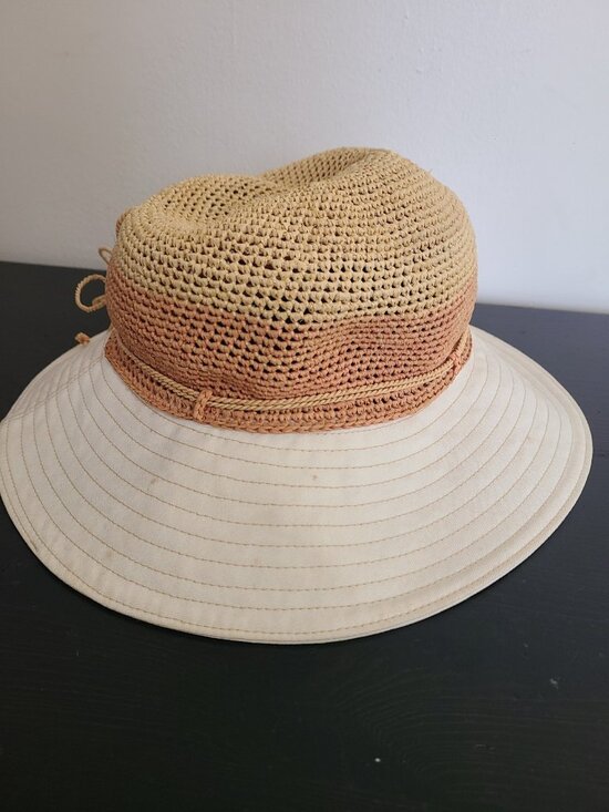 Helen Kaminski Kalola Wide Brim Cloche White Tan main image 6